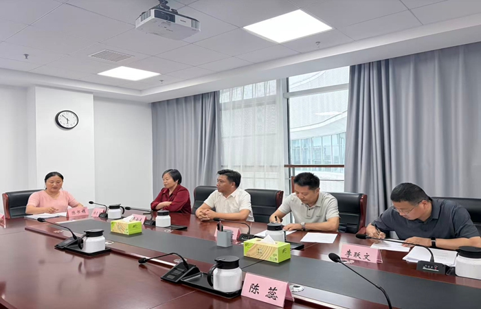 实业公司牵头8000亩土地流转 政企携手共建乡村振兴